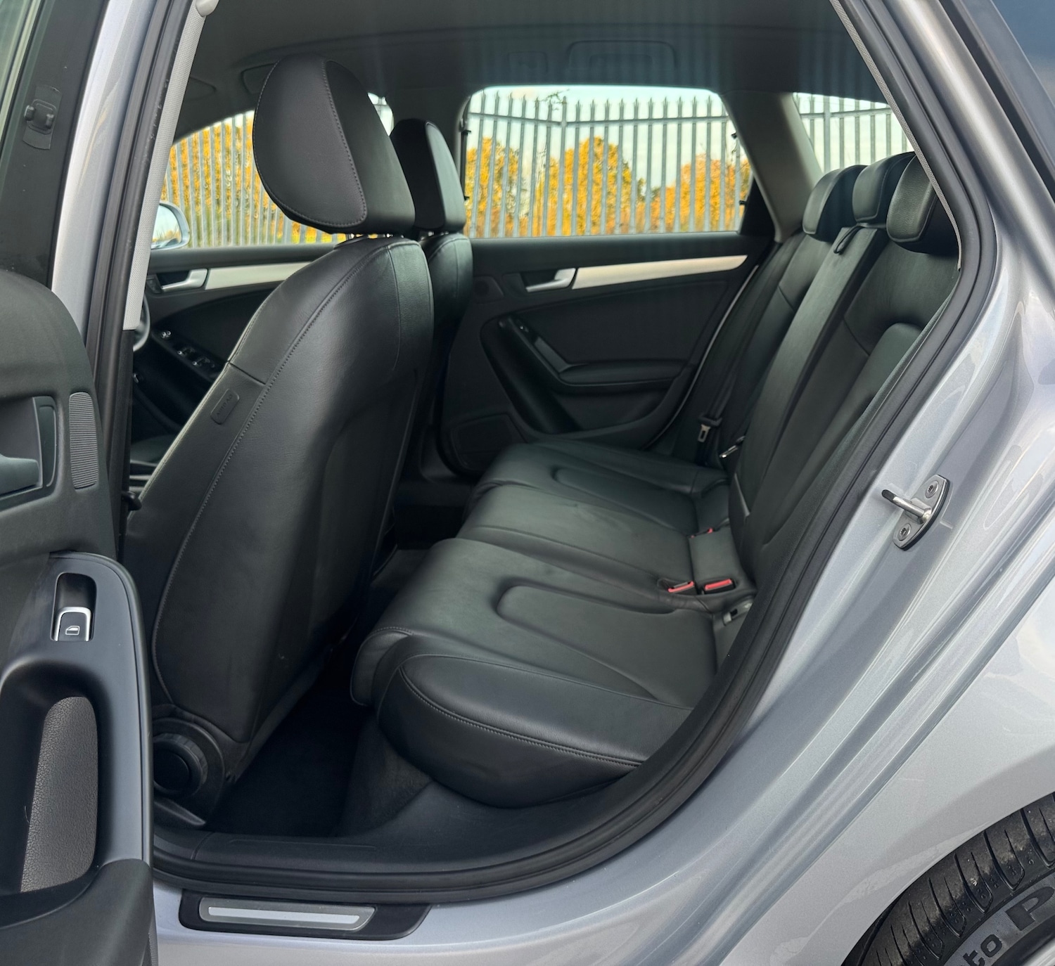 Used Audi A4 2015 for sale - 76358337: Photo 11