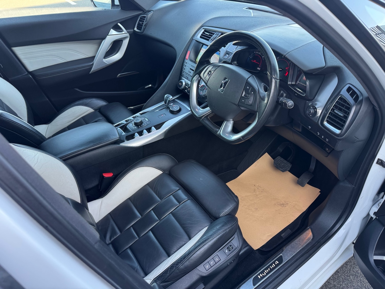 Used Citroen DS5 2013 for sale - 77797305: Photo 9