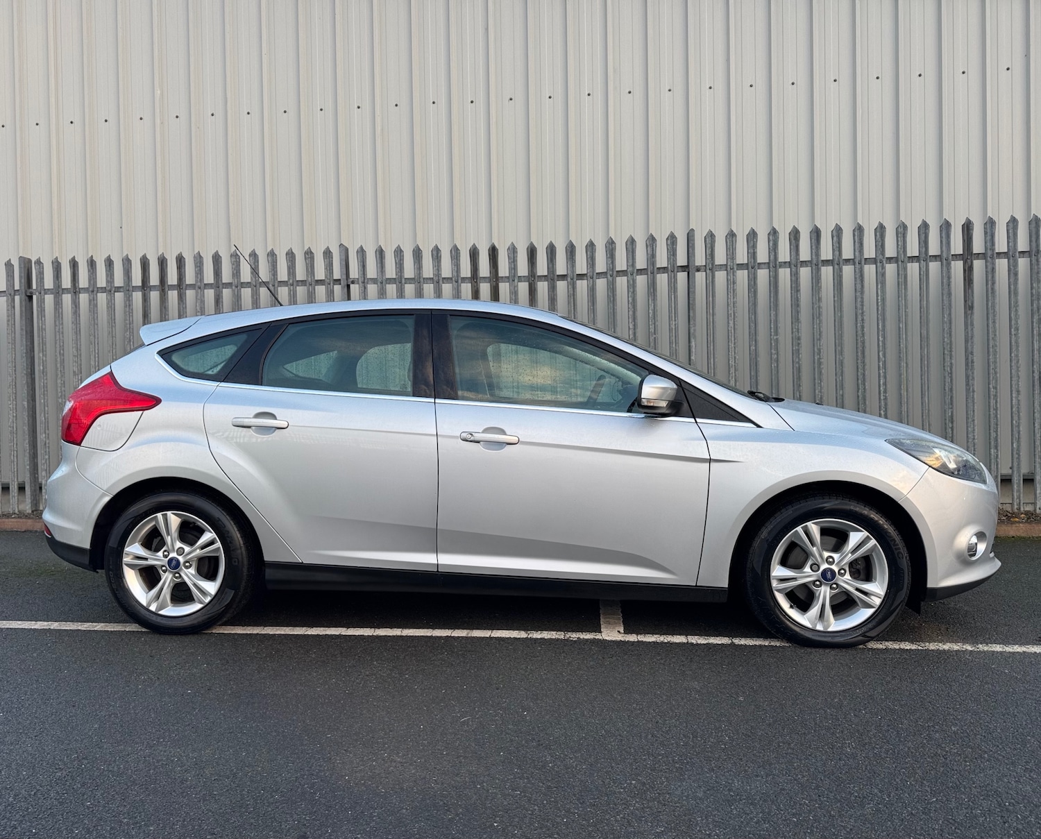 Used Ford Focus 2013 for sale - 76618541: Photo 7