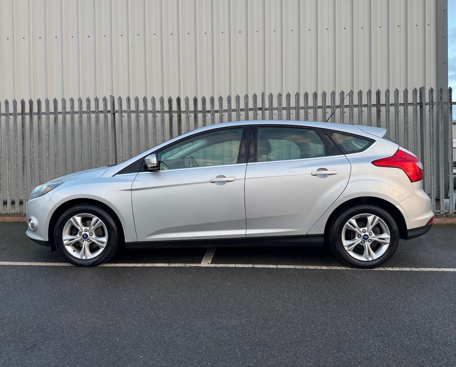 Used Ford Focus 2013 for sale - 76618541: Photo 8