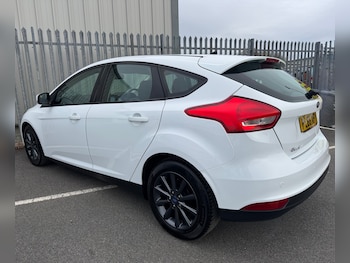 Used Ford Focus 2017 for sale - 78031354: Photo