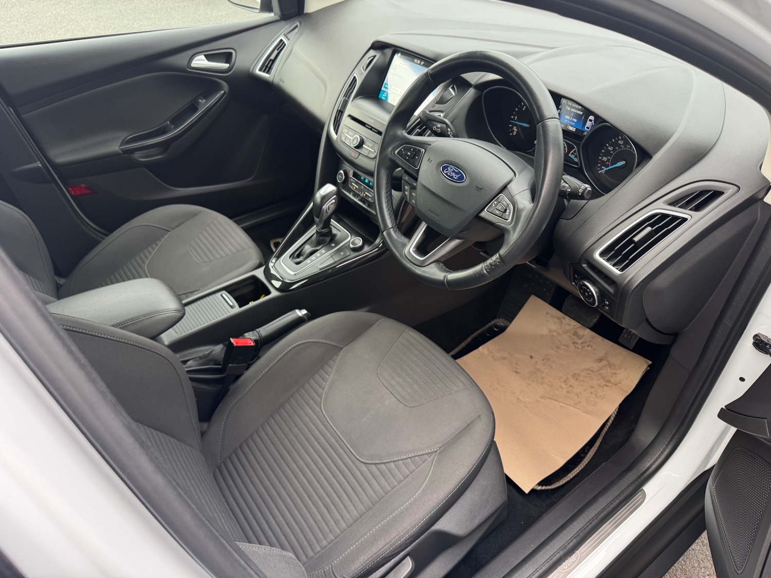 Used Ford Focus 2017 for sale - 78031354: Photo 9