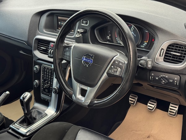 Used Volvo V40 2014 for sale - 76322543: Photo 14