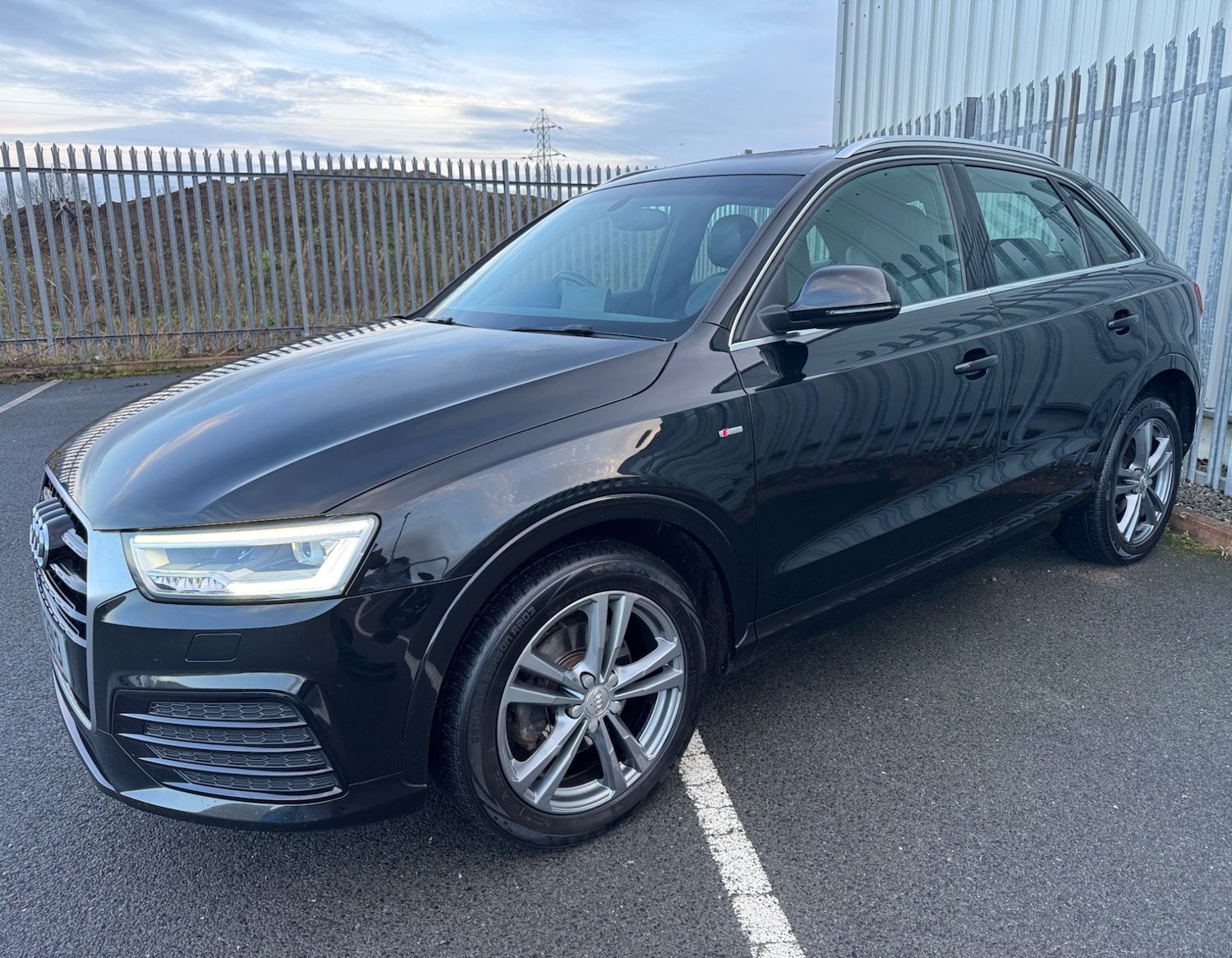Used Audi Q3 2015 for sale - 77201493: Photo 2