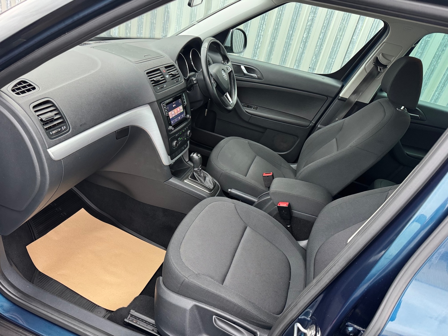 Used Skoda Yeti 2015 for sale - 77038656: Photo 10