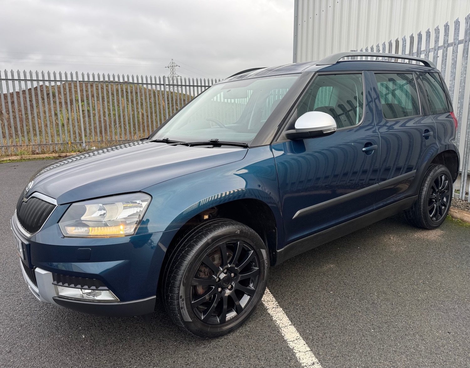 Used Skoda Yeti 2015 for sale - 77038656: Photo 2