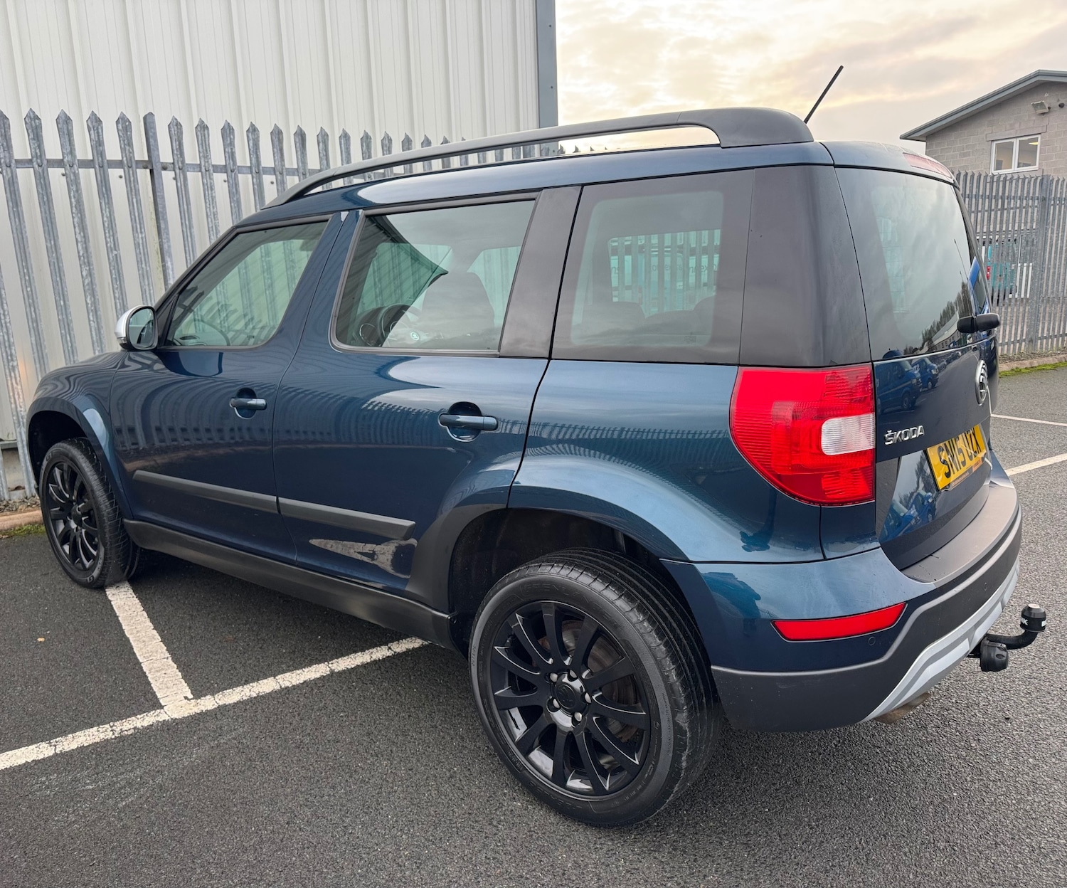 Used Skoda Yeti 2015 for sale - 77038656: Photo 4