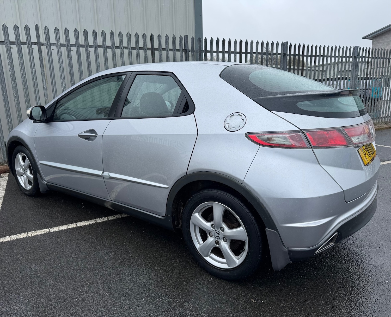 Used Honda Civic 2011 for sale - 78124677: Photo 4