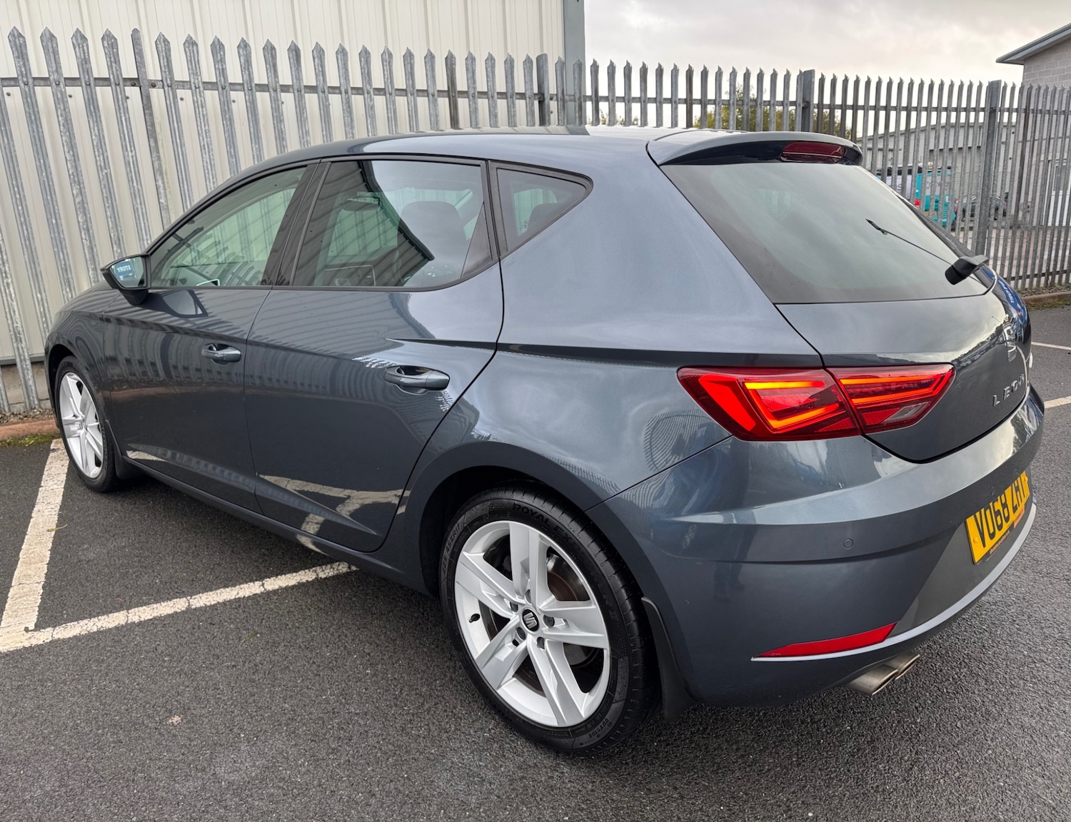Used SEAT Leon 2018 for sale - 76482828: Photo 4
