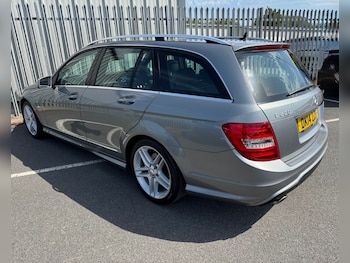 Used Mercedes-Benz C Class 2014 for sale - 79010225: Photo