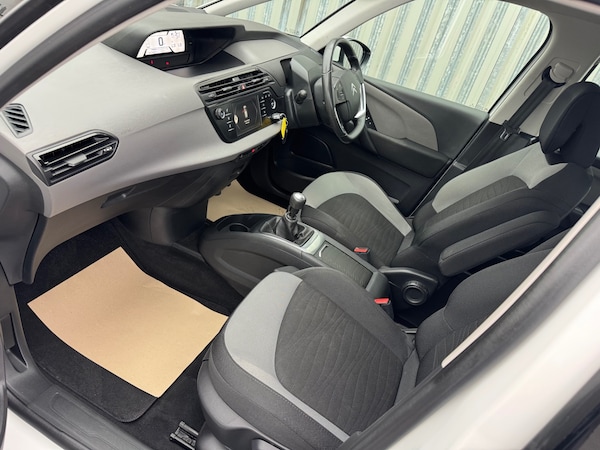 Used Citroen C4 Picasso 2015 for sale - 76185888: Photo 10