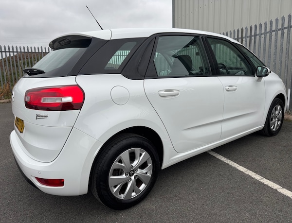 Used Citroen C4 Picasso 2015 for sale - 76185888: Photo 5