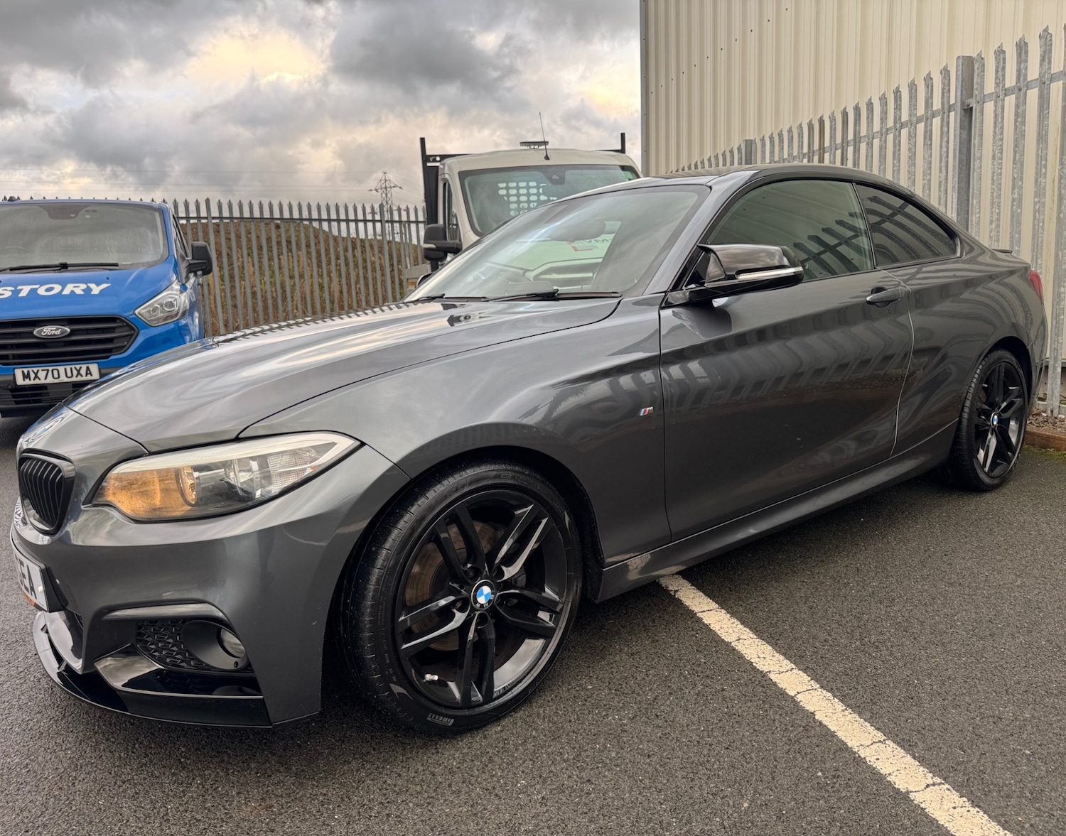 Used BMW 2 Series 2015 for sale - 76884664: Photo 2