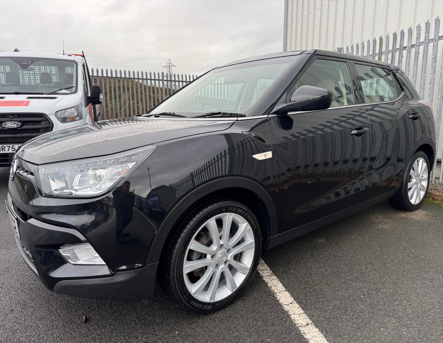 Used Ssangyong Tivoli 2016 for sale - 76725271: Photo 2
