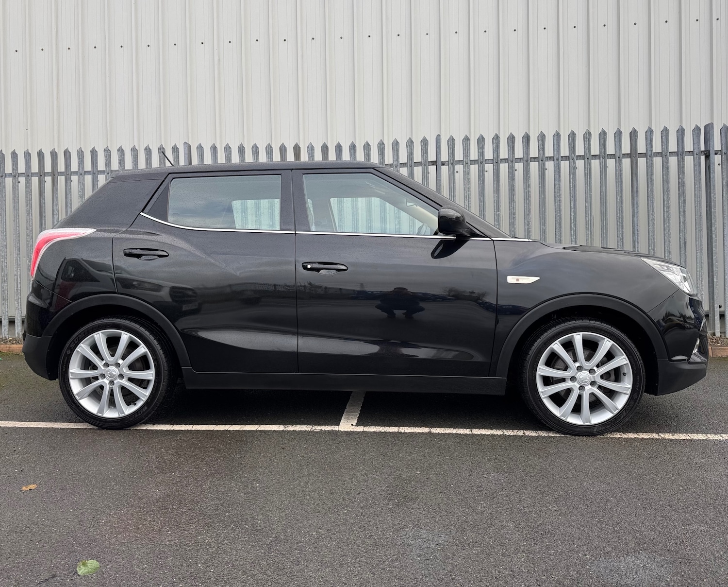 Used Ssangyong Tivoli 2016 for sale - 76725271: Photo 7