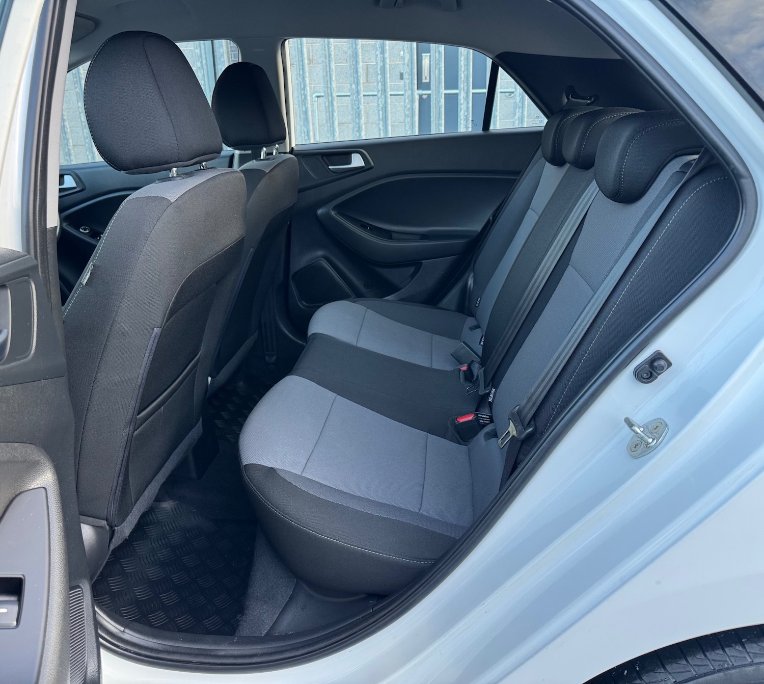 Used Hyundai i20 2017 for sale - 76847035: Photo 11