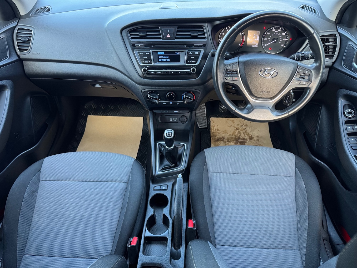 Used Hyundai i20 2017 for sale - 76847035: Photo 13