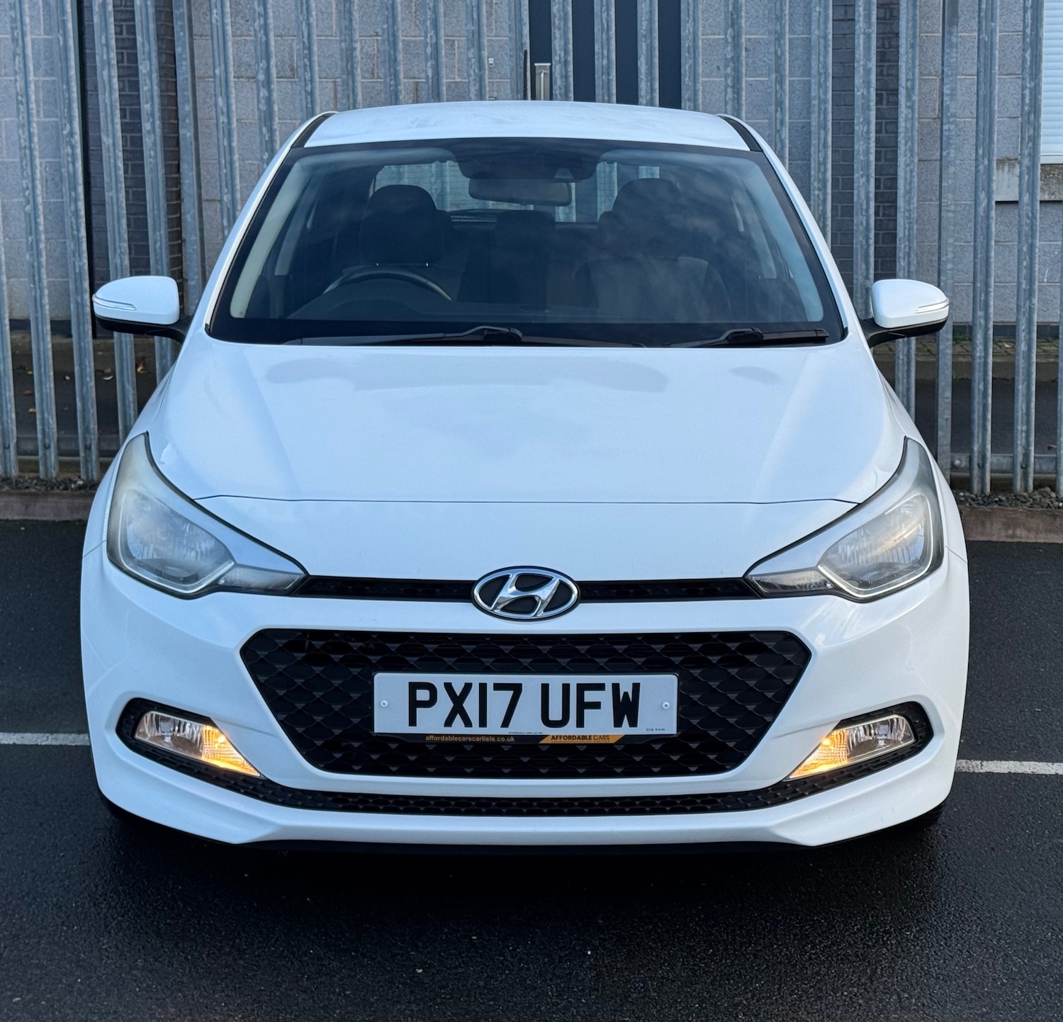 Used Hyundai i20 2017 for sale - 76847035: Photo 3