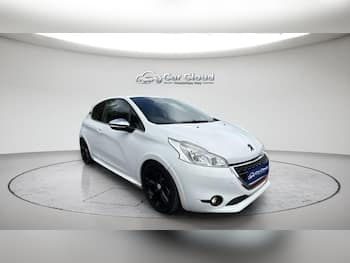 Used Peugeot 208 2015 for sale - 79609652: Photo