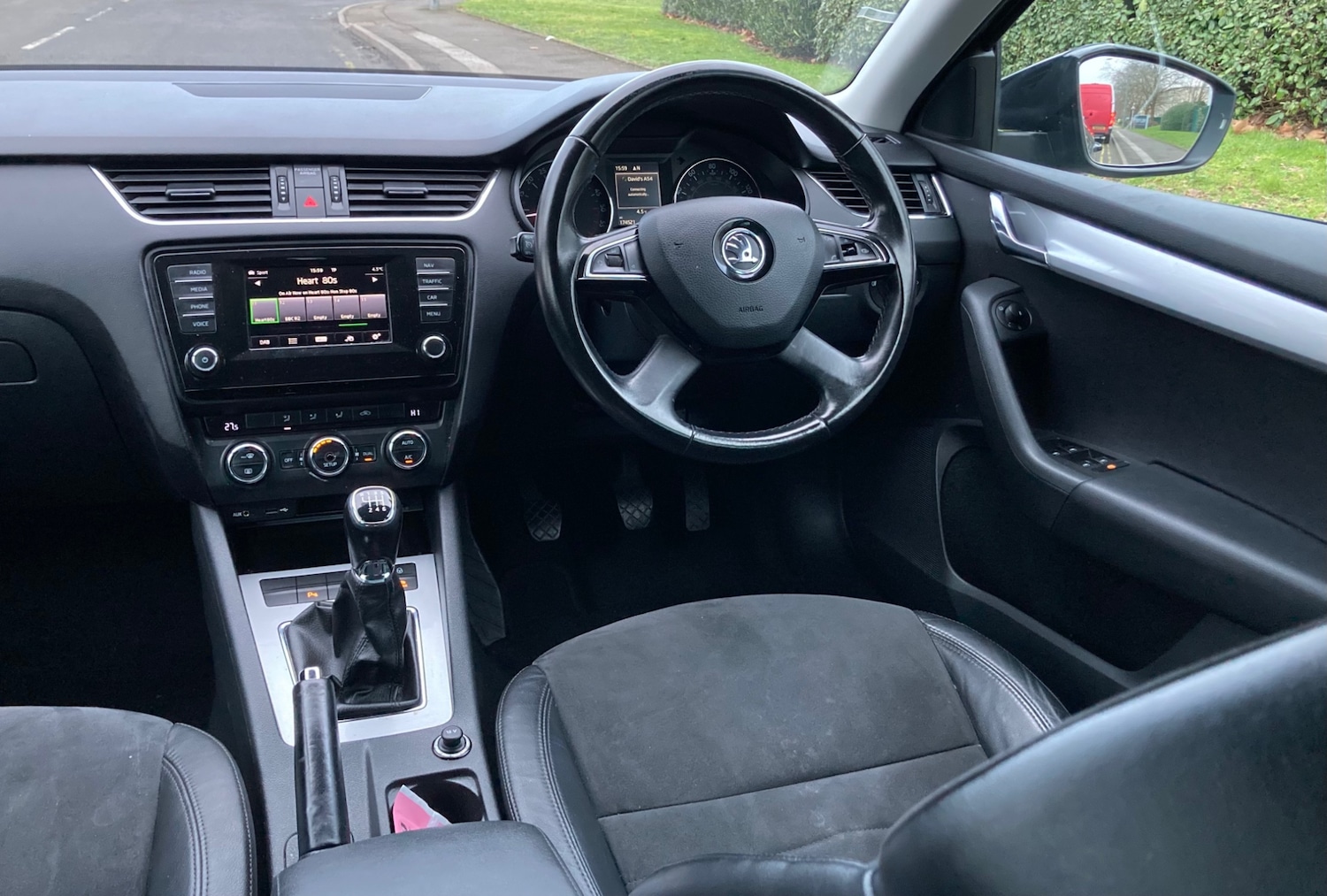 Used Skoda Octavia 2015 for sale - 77371122: Photo 10