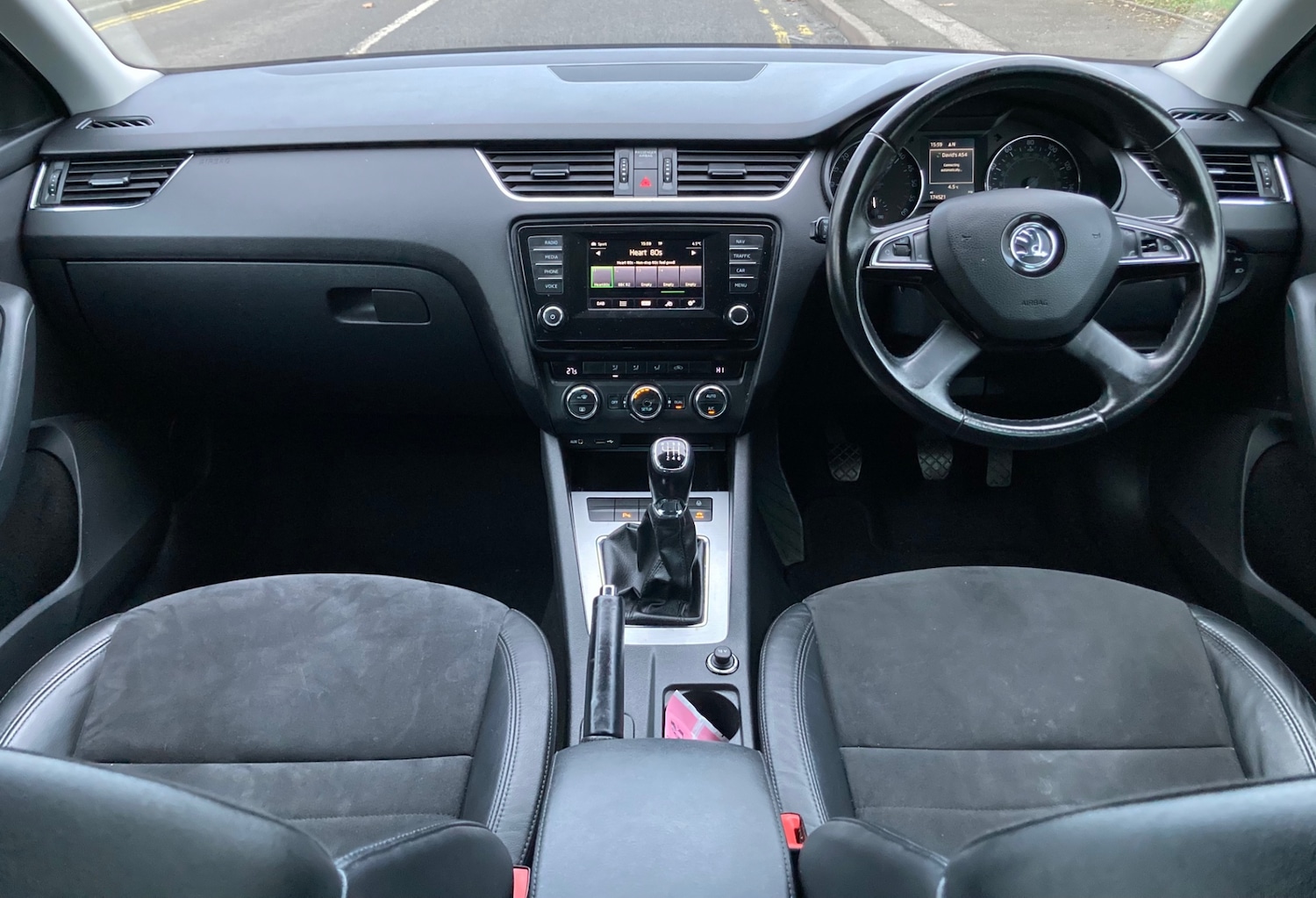 Used Skoda Octavia 2015 for sale - 77371122: Photo 9