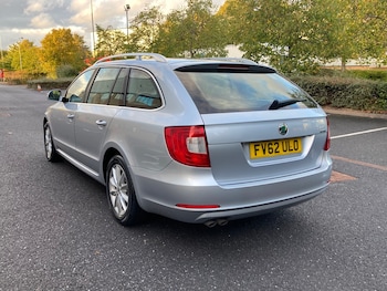 Used Skoda Superb 2012 for sale - 75974833: Photo