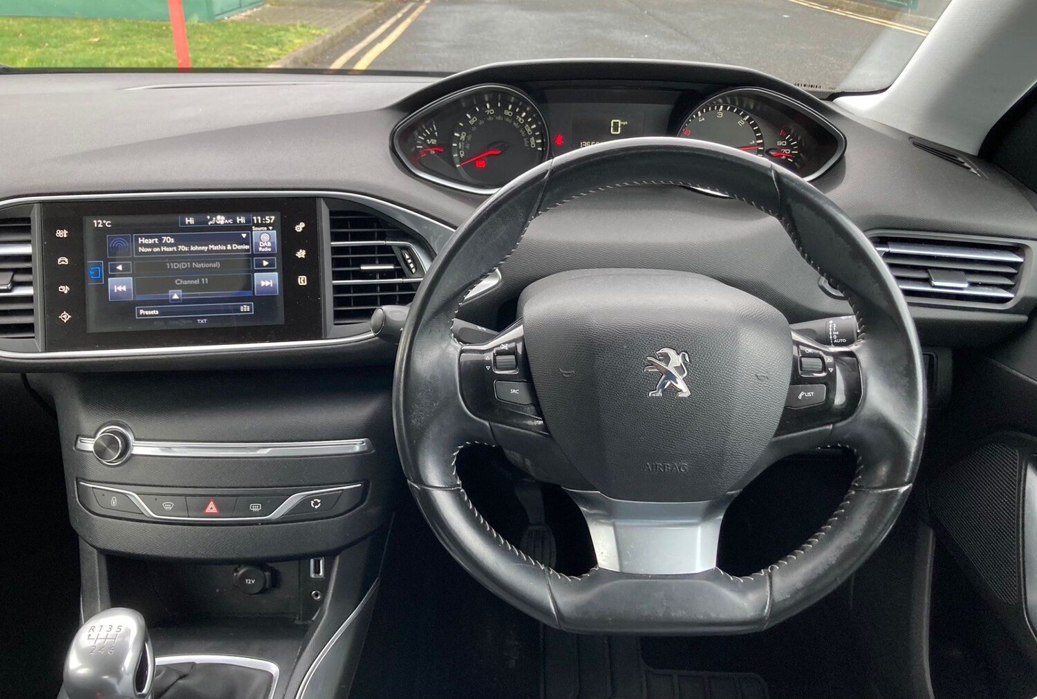 Used Peugeot 308 2015 for sale - 77656721: Photo 19