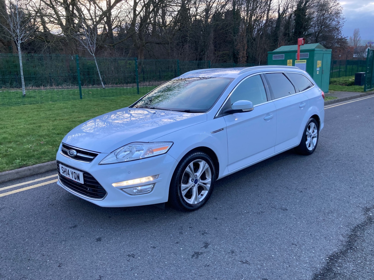 Used Ford Mondeo 2014 for sale - 77720914: Photo 2
