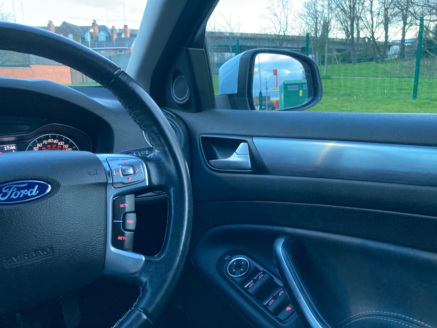 Used Ford Mondeo 2014 for sale - 77720914: Photo 24