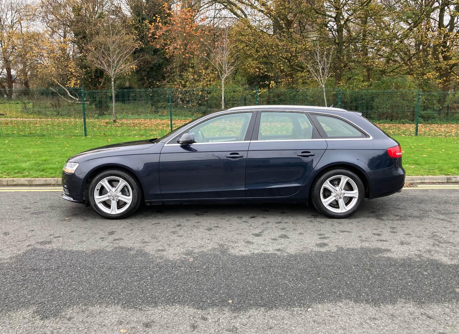 Used Audi A4 2014 for sale - 76511128: Photo 6