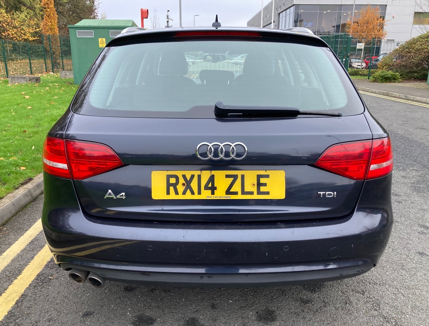 Used Audi A4 2014 for sale - 76511128: Photo 8