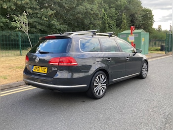 Used Volkswagen Passat 2011 for sale - 79474923: Photo