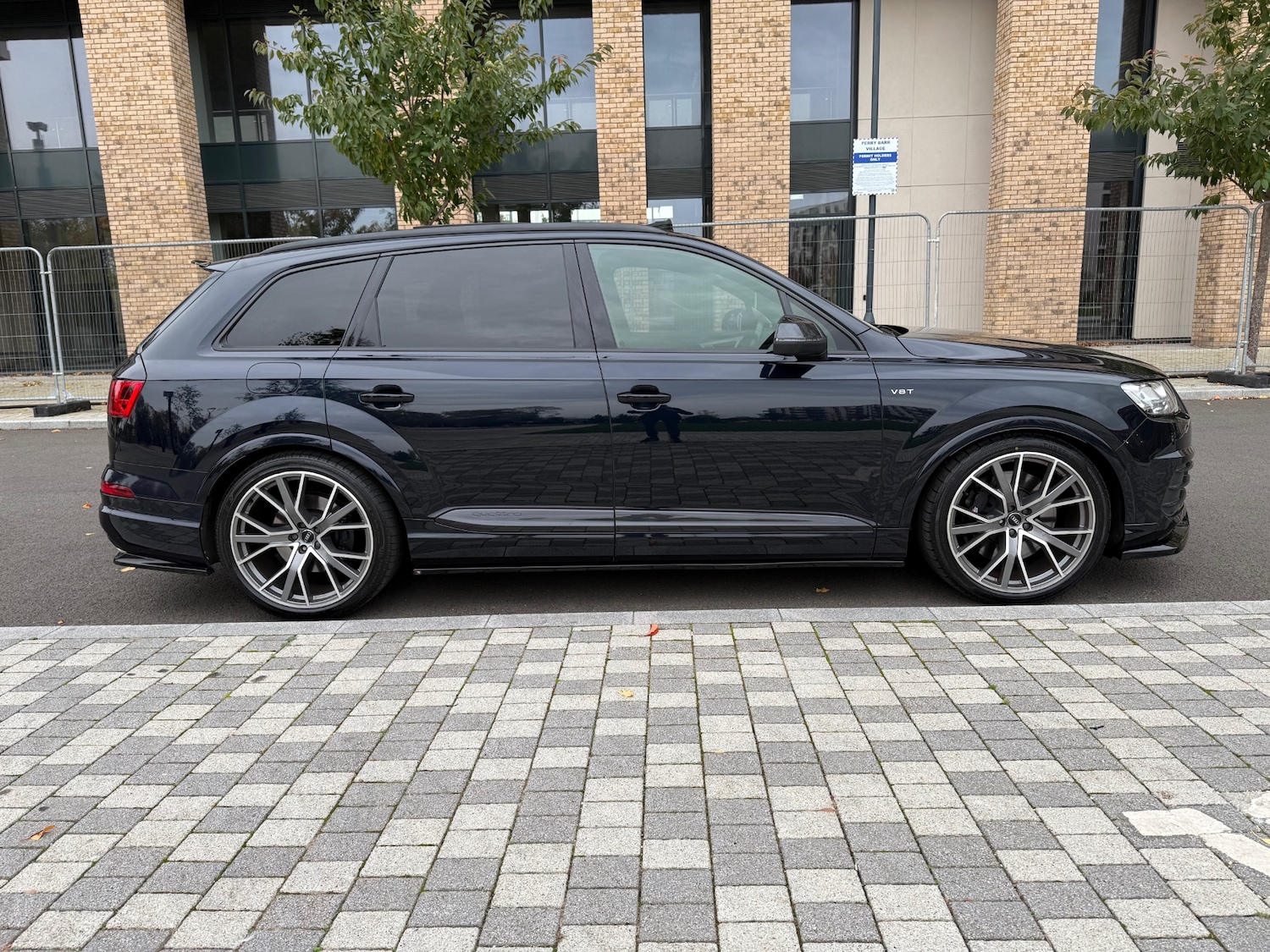 Used Audi Q7 2017 for sale - 76638069: Photo 12