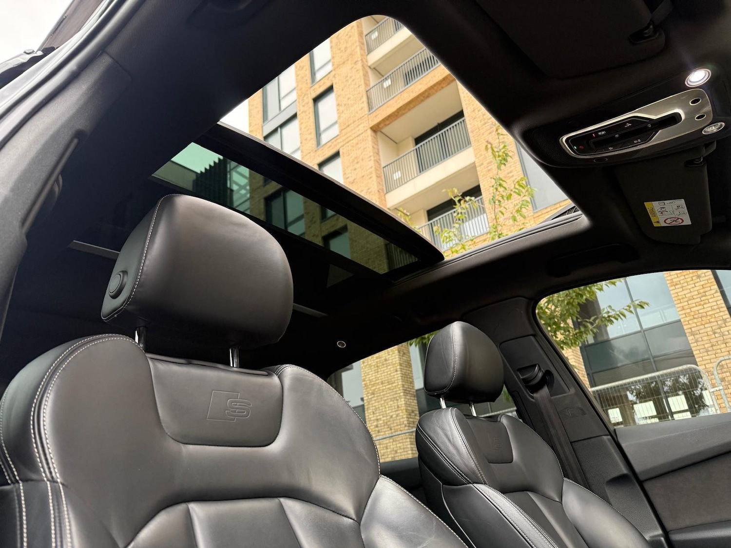 Used Audi Q7 2017 for sale - 76638069: Photo 21