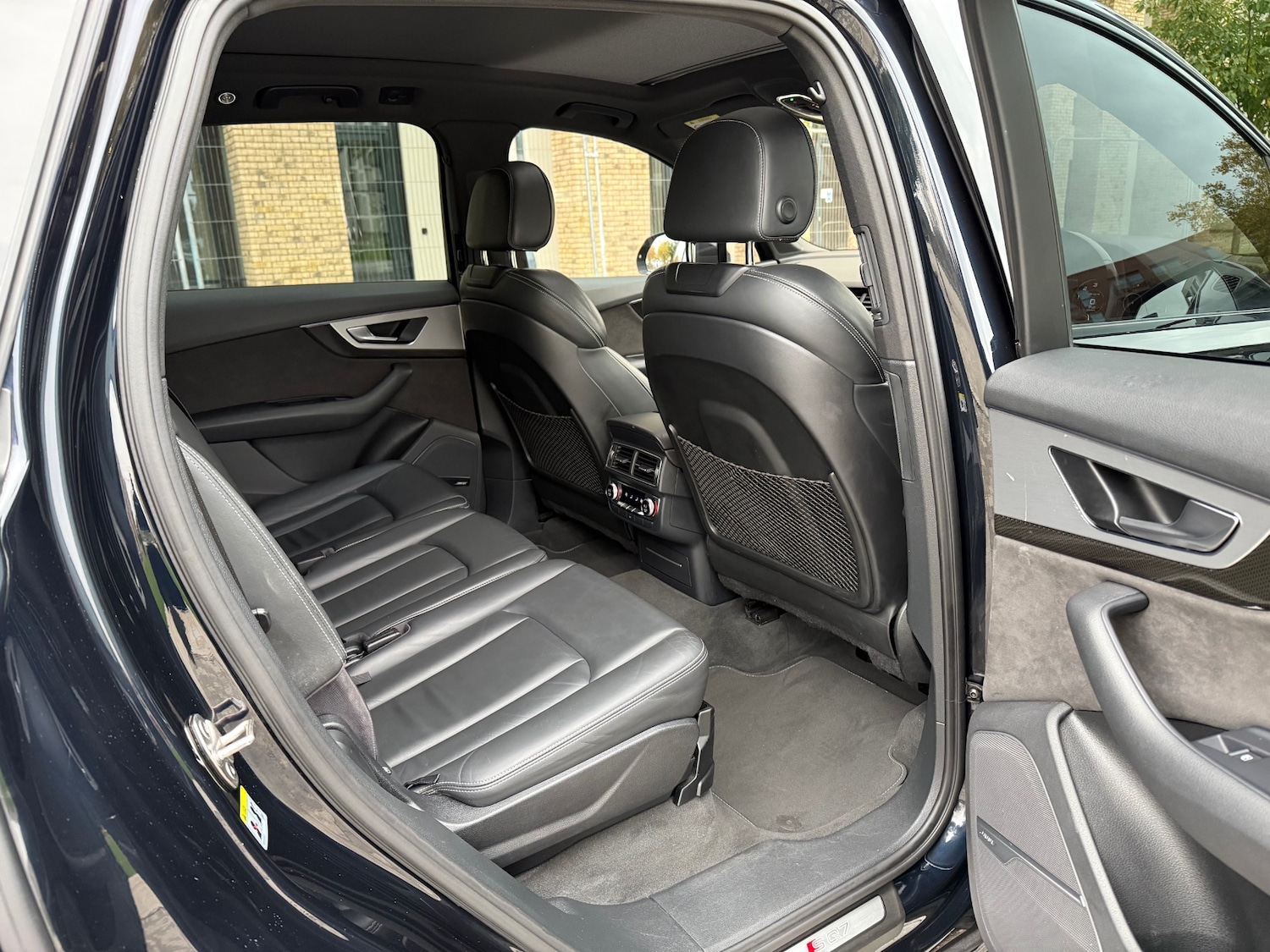 Used Audi Q7 2017 for sale - 76638069: Photo 8