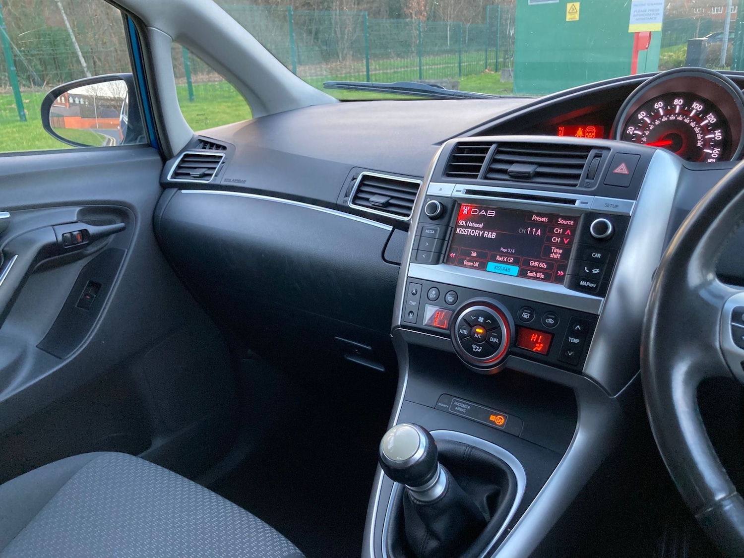 Used Toyota Verso 2013 for sale - 77656724: Photo 11