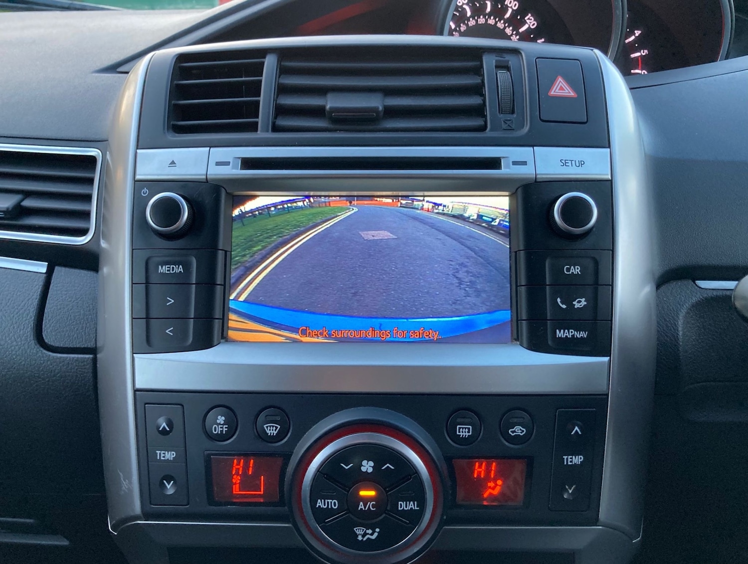 Used Toyota Verso 2013 for sale - 77656724: Photo 21