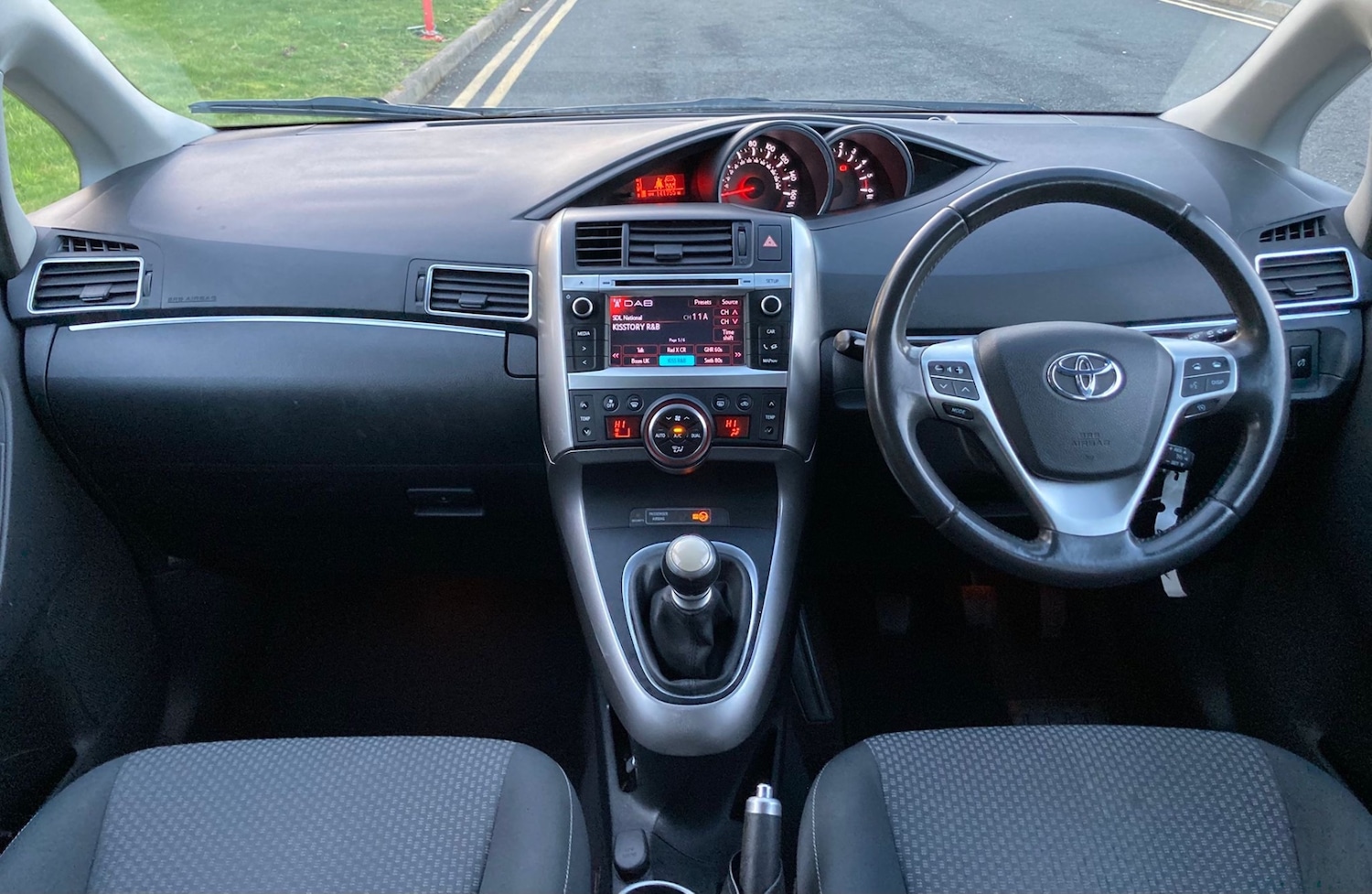 Used Toyota Verso 2013 for sale - 77656724: Photo 9