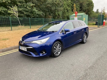 Used Toyota Avensis 2017 for sale - 79569293: Photo