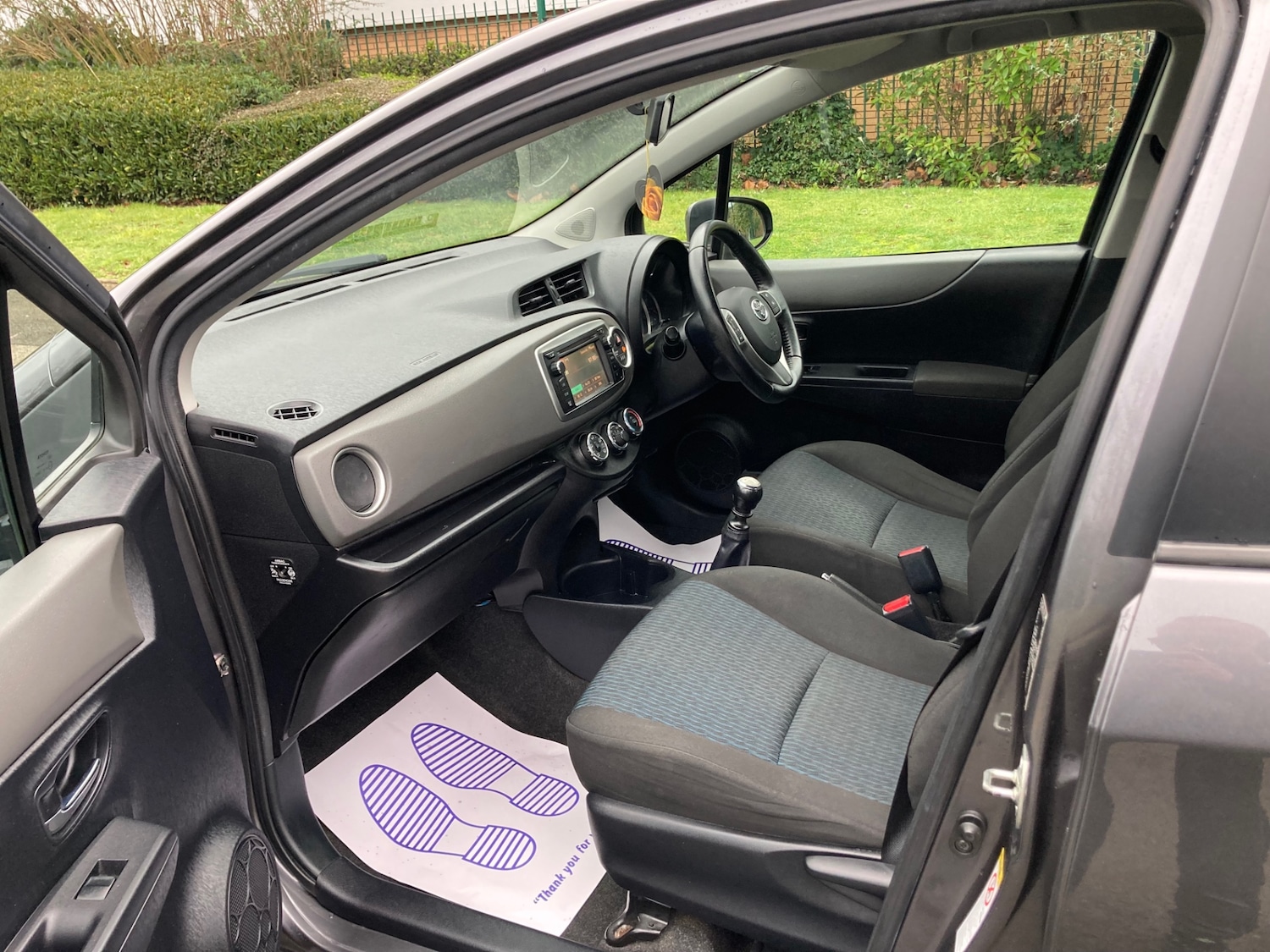 Used Toyota Yaris 2012 for sale - 77371111: Photo 13