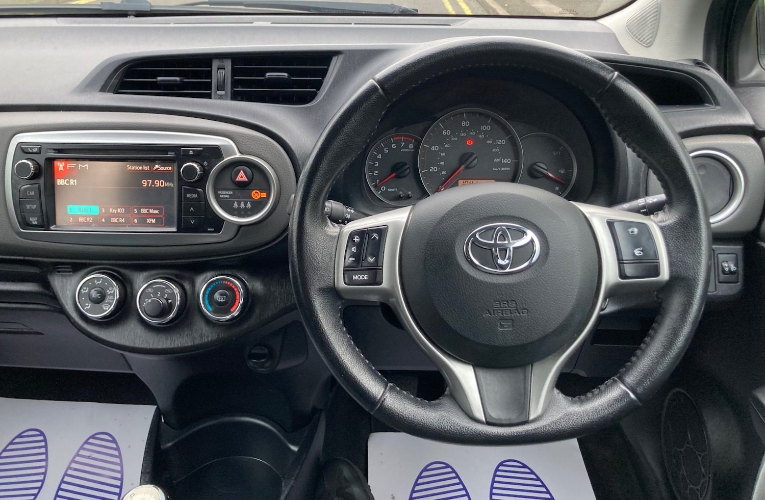 Used Toyota Yaris 2012 for sale - 77371111: Photo 19