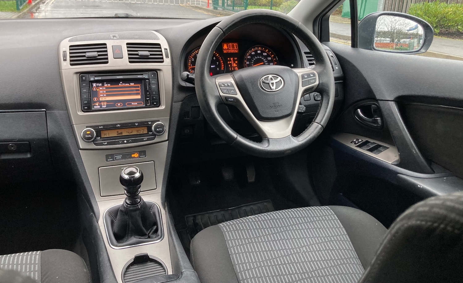 Used Toyota Avensis 2010 for sale - 77288784: Photo 10