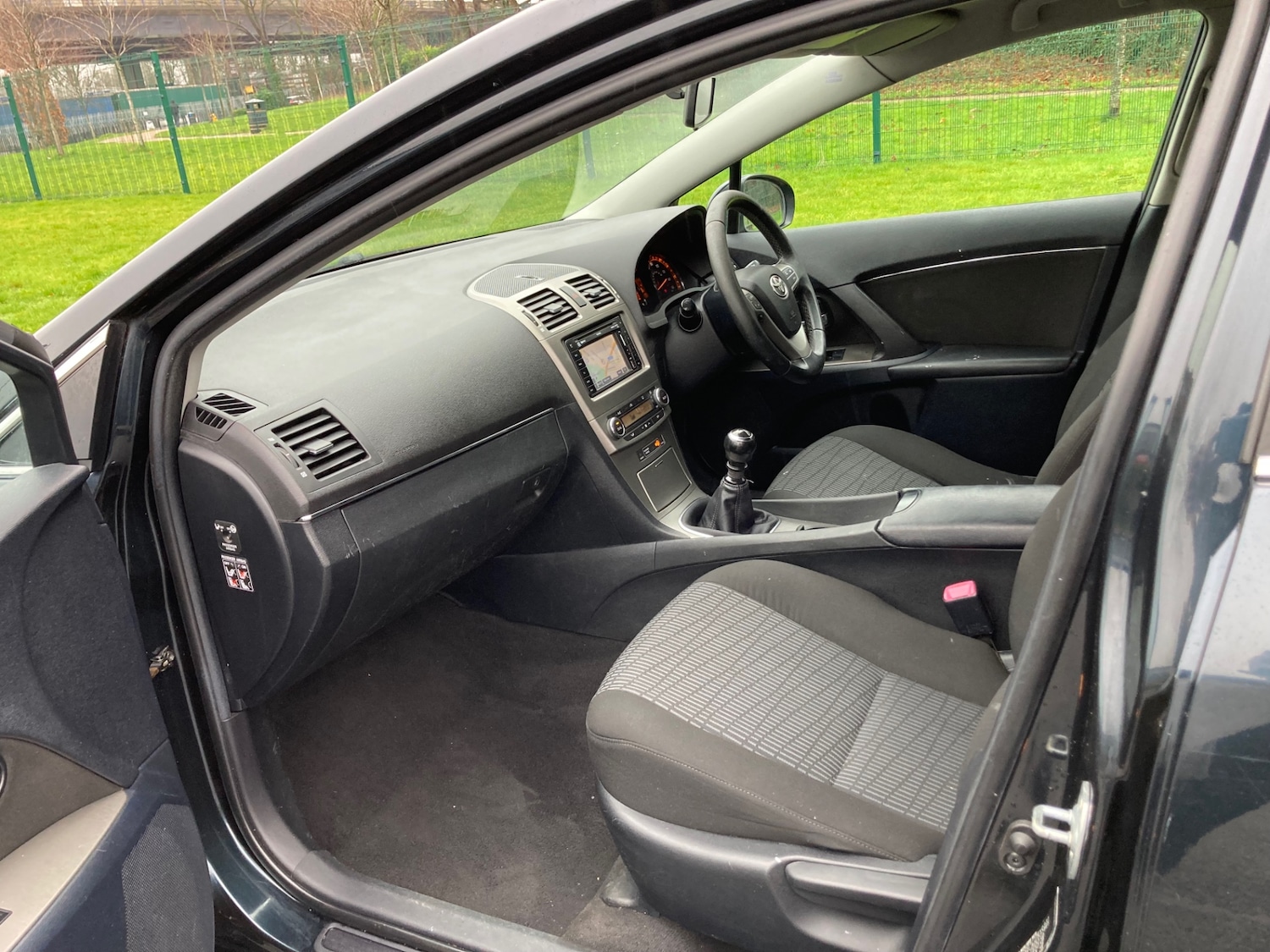 Used Toyota Avensis 2010 for sale - 77288784: Photo 13