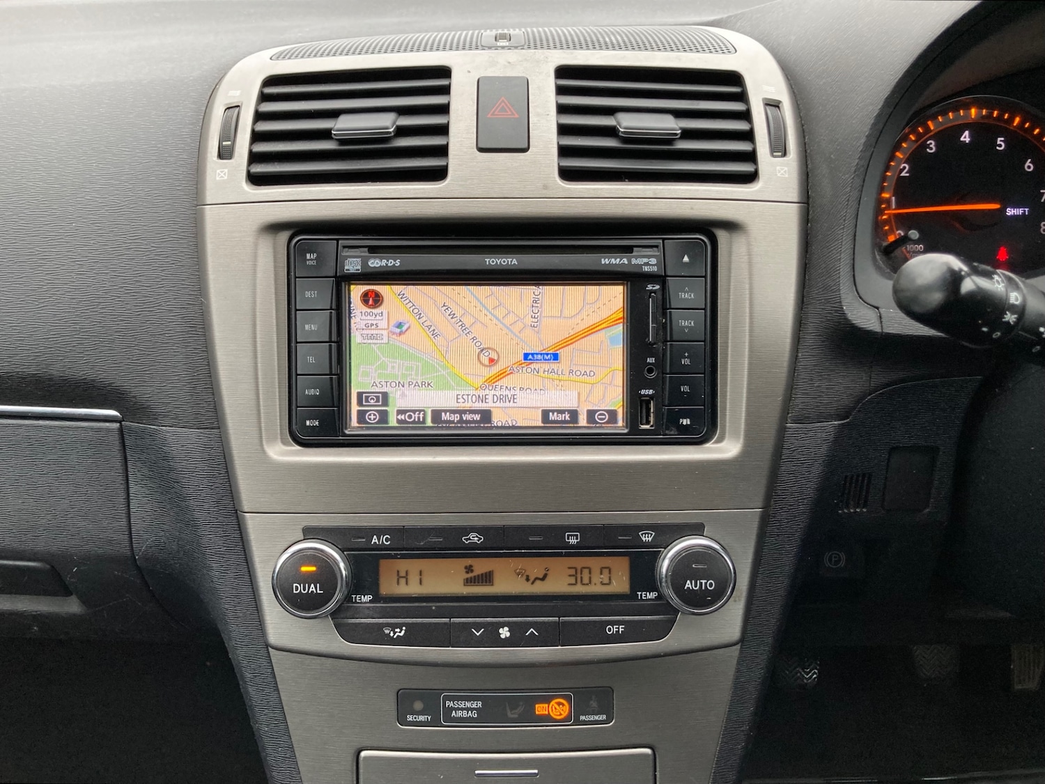 Used Toyota Avensis 2010 for sale - 77288784: Photo 16