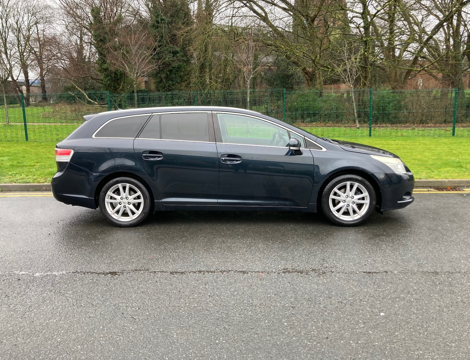 Used Toyota Avensis 2010 for sale - 77288784: Photo 5