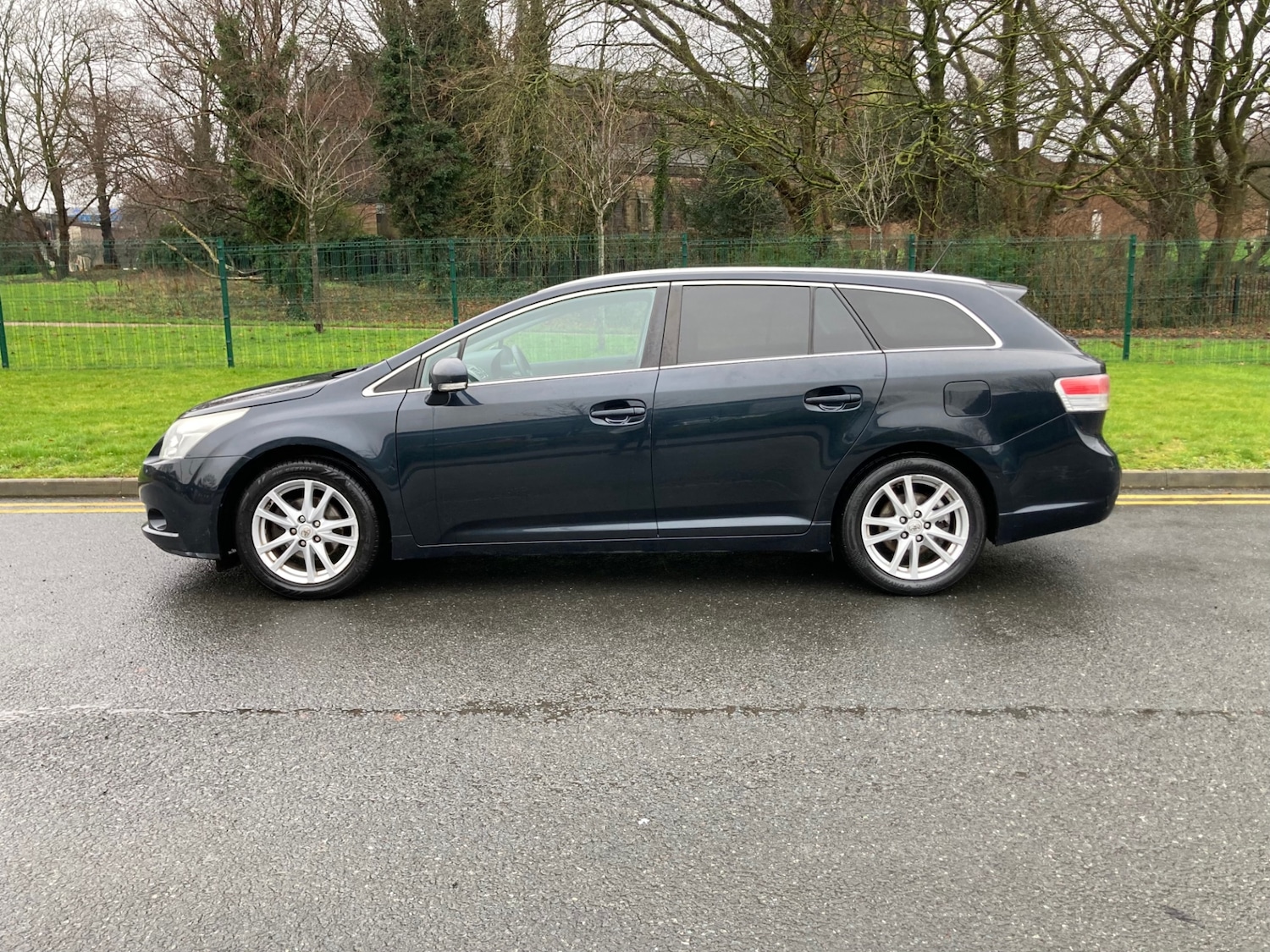 Used Toyota Avensis 2010 for sale - 77288784: Photo 6