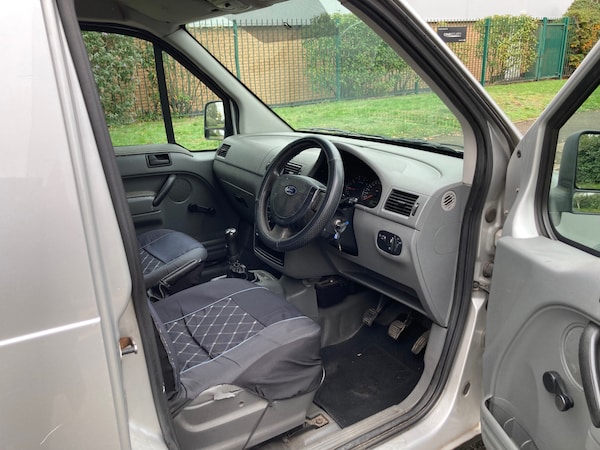 Used Ford Transit Connect 2005 for sale - 76255172: Photo 11