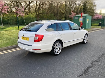 Used Skoda Superb 2011 for sale - 78230000: Photo