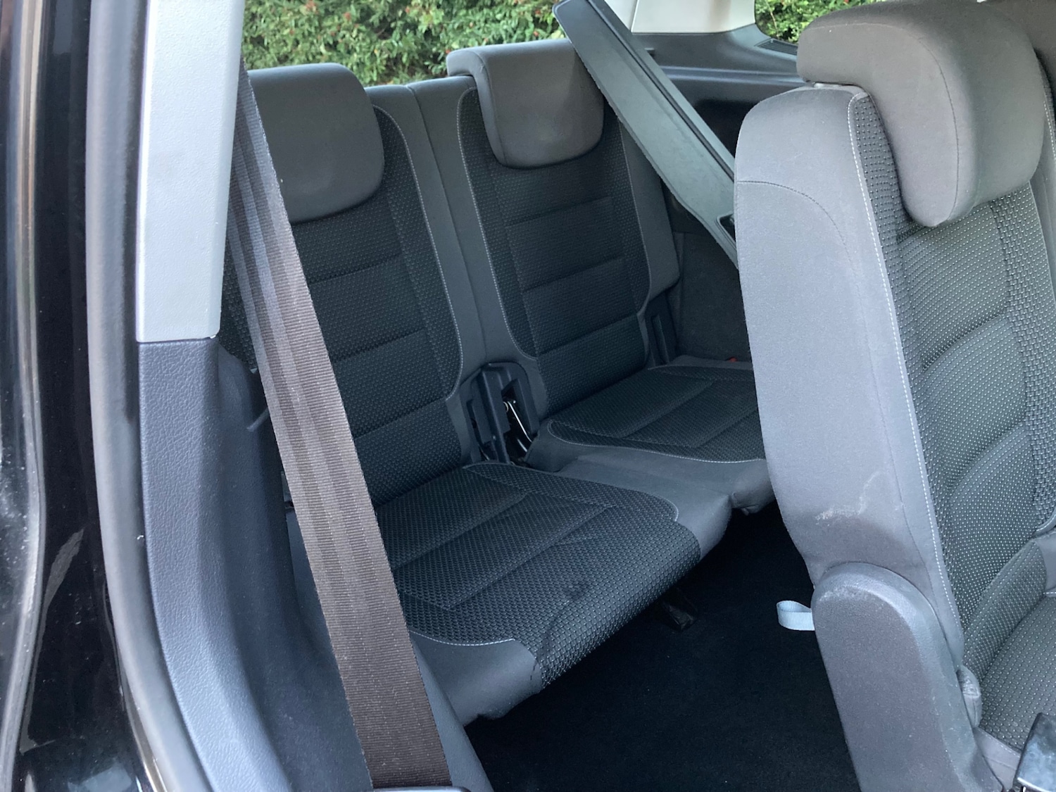 Used Volkswagen Touran 2011 for sale - 76187329: Photo 16