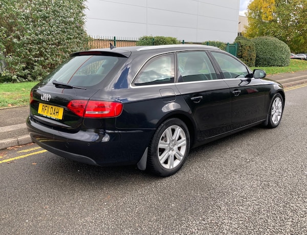 Used Audi A4 2011 for sale - 76334935: Photo 4